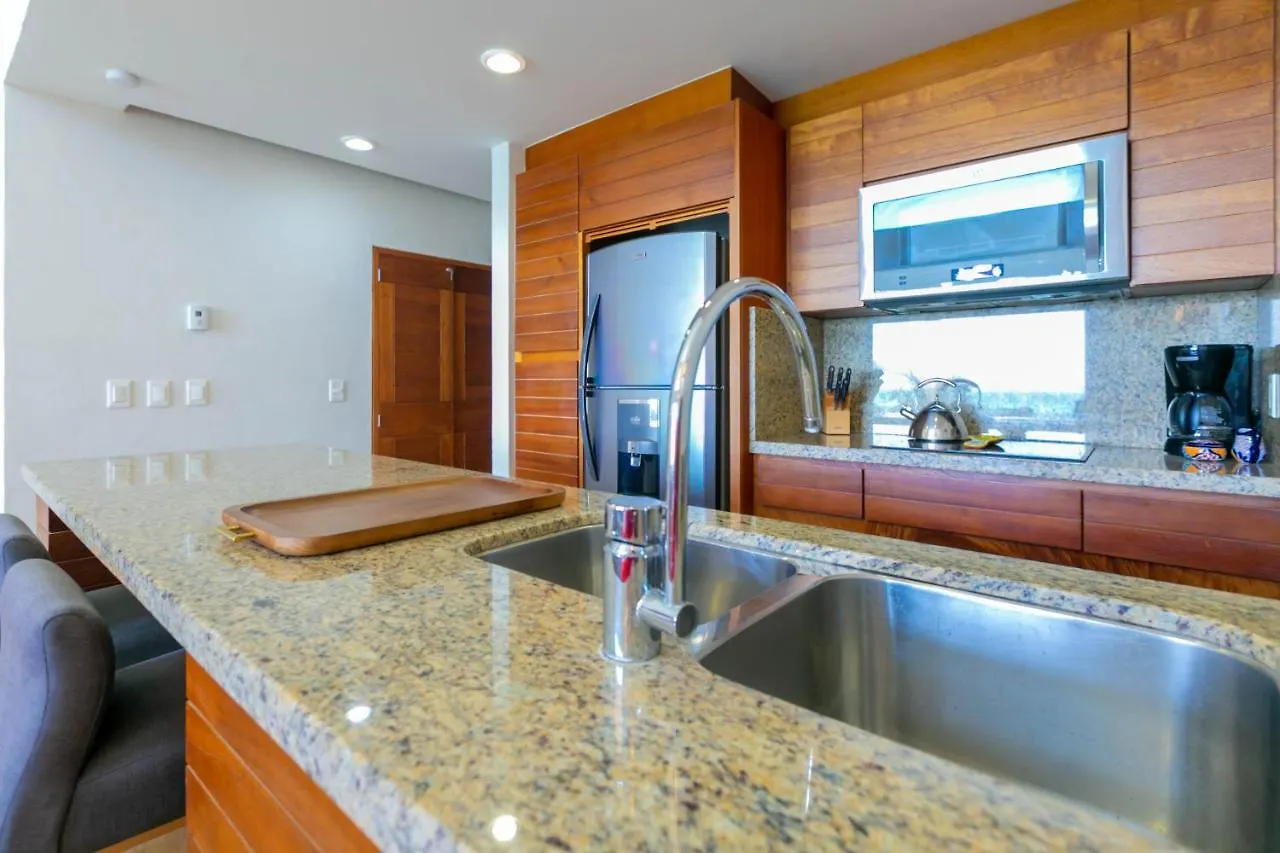 Isla Sunset Rentals At Sotavento Isla Mujeres Apartment