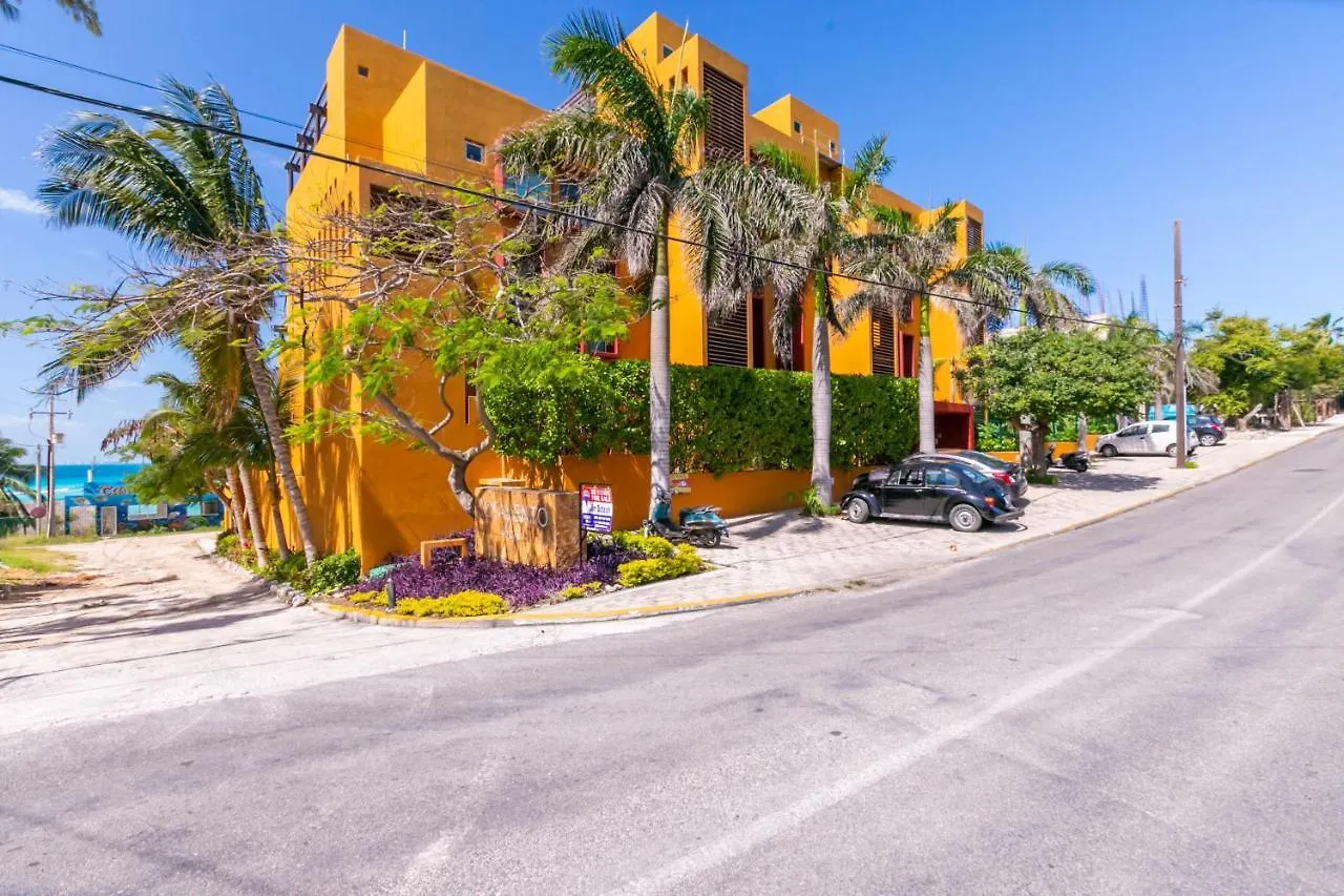 Isla Sunset Rentals At Sotavento Isla Mujeres